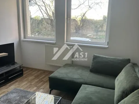Izdavanje, trosoban stan, 52m², Grbavica, Novi Sad Sve Podlokacije - image 2
