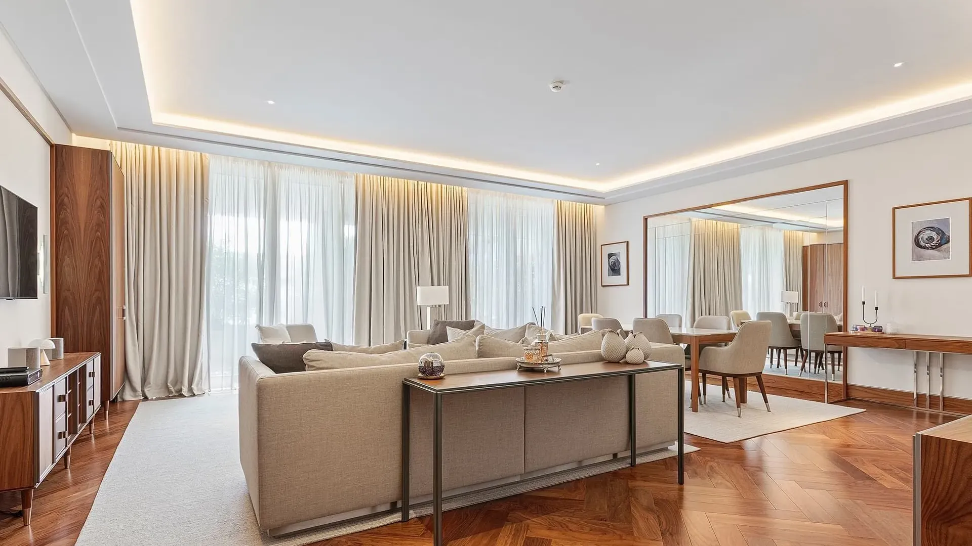 Prodaja, dvosoban stan, 185m², Tivat, Crna Gora