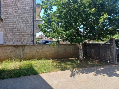 Prodaja, kuća, 120m², Podgorica, Crna Gora - image 31