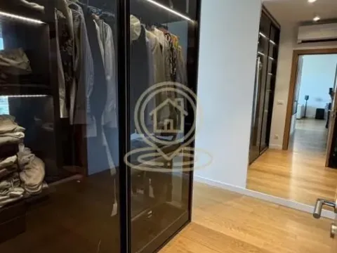 Izdavanje, trosoban stan, 89m², Savski Venac, Beograd - image 15