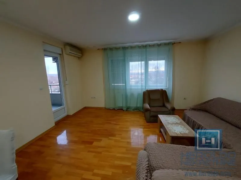 Rent, one bedroom apartment, 61m², Vašarište, Jagodina