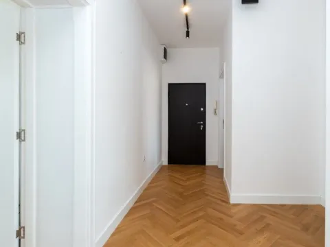 Rent, two bedroom apartment, 70m², Podgorica, Crna Gora - image 4