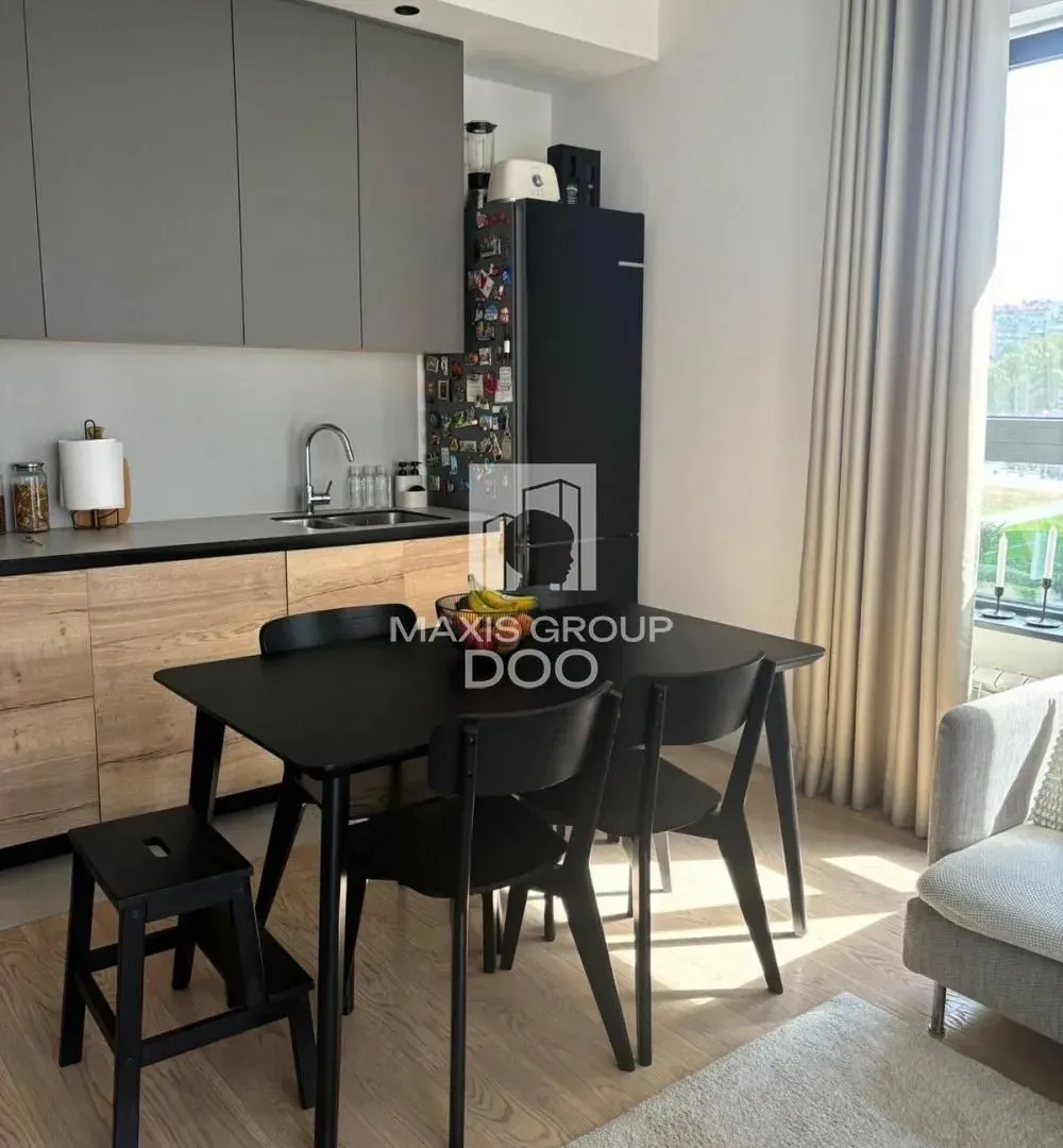 Sale, two bedroom apartment, 69m², Savski Venac, Beograd