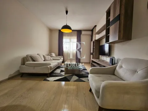 Izdavanje, jednosoban stan, 50m², City Kvart, Podgorica - image 9