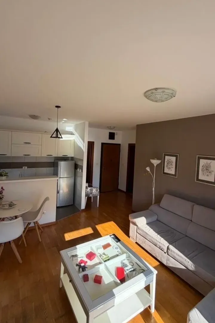 Rent, two bedroom apartment, 70m², City Kvart, Podgorica