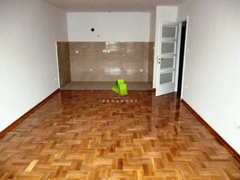 Izdavanje, jednosoban stan, 54m², Palilula, Niš - image 3