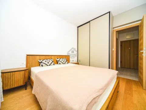 Rent, one bedroom apartment, 47m², Podgorica, Crna Gora - image 7