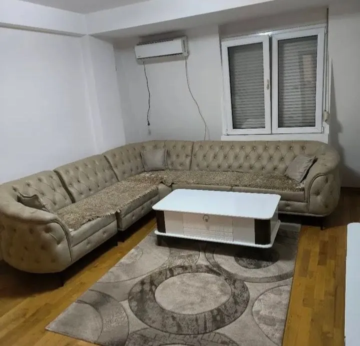 Izdavanje, jednosoban stan, 80m², Krivi Most, Podgorica