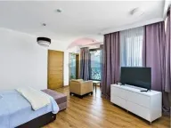 Izdavanje, kuća, 700m², Krašići, Tivat - image 16