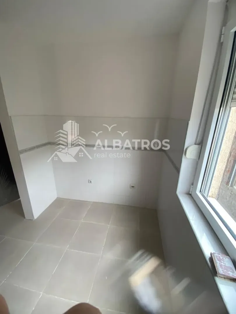 Sale, house, 180m², Ratac, Bar