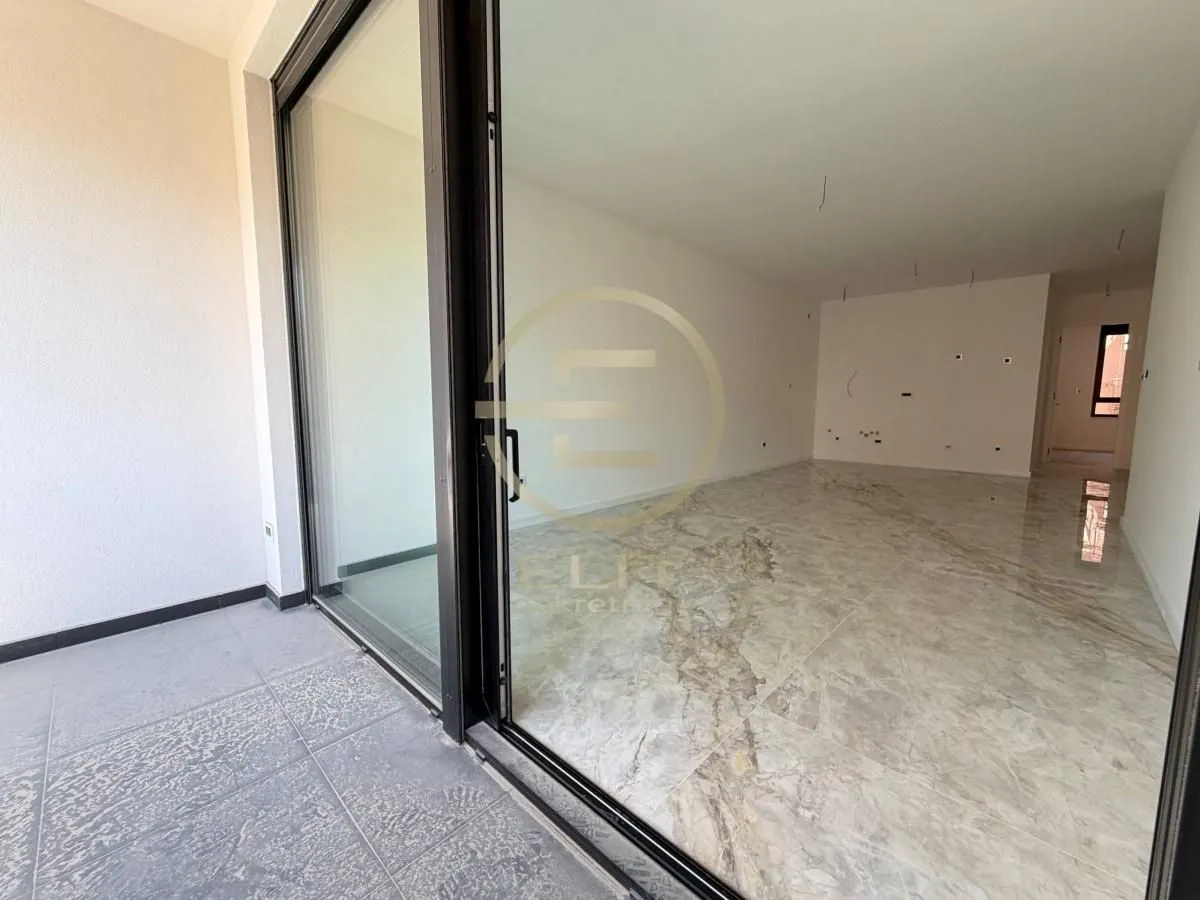Prodaja, stan, 100m², Stari grad, Novi Sad