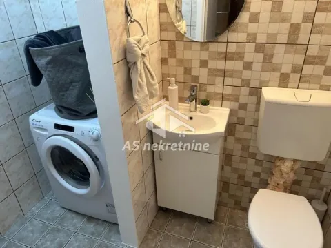 Izdavanje, trosoban stan, 80m², Novi Beograd Sve Podlokacije, Beograd - image 14