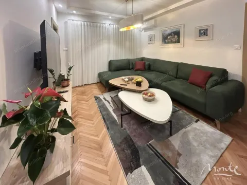 Prodaja, dvosoban stan, 72m², Stara Varoš, Podgorica - image 2