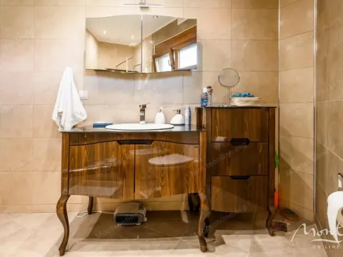 Sale, house, 252m², Šušanj, Bar - image 33