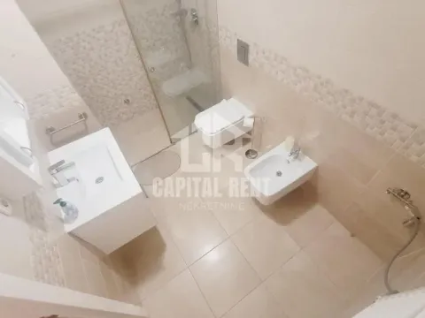 Izdavanje, trosoban stan, 72m², Južni Bulevar, Vračar Sve Podlokacije - image 7