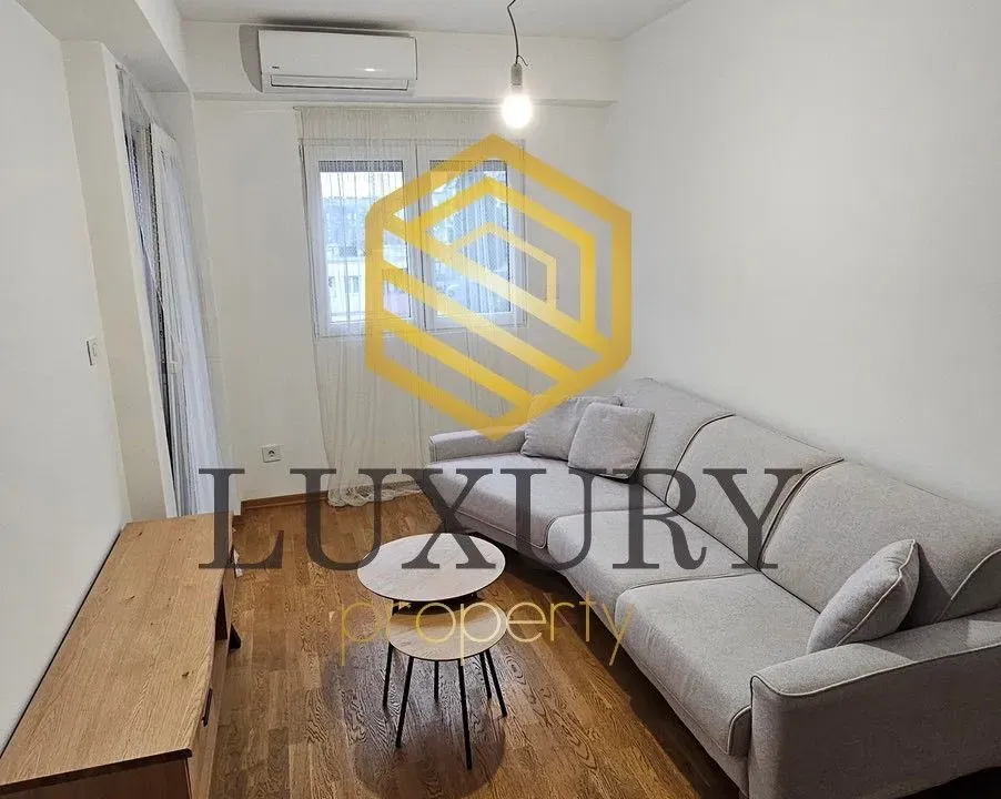 Prodaja, jednosoban stan, 33m², Pobrežje, Podgorica