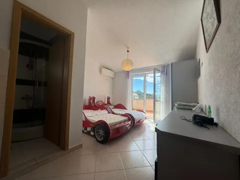 Prodaja, četvorosoban stan, 176m², Petrovac, Budva - image 16