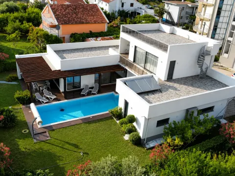 Sale, house, 342m², Centar, Bar - image 3