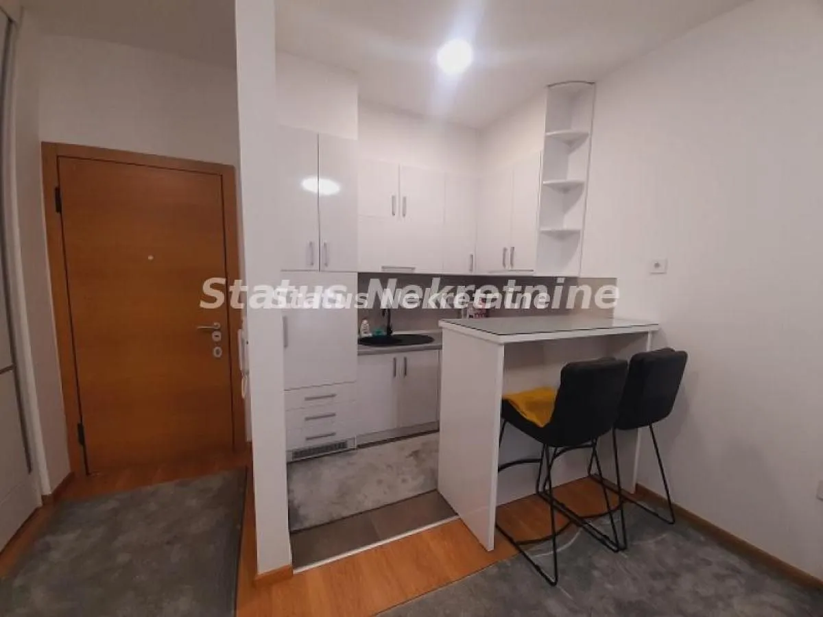 Rent, studio apartment, 30m², Centar, Novi Sad