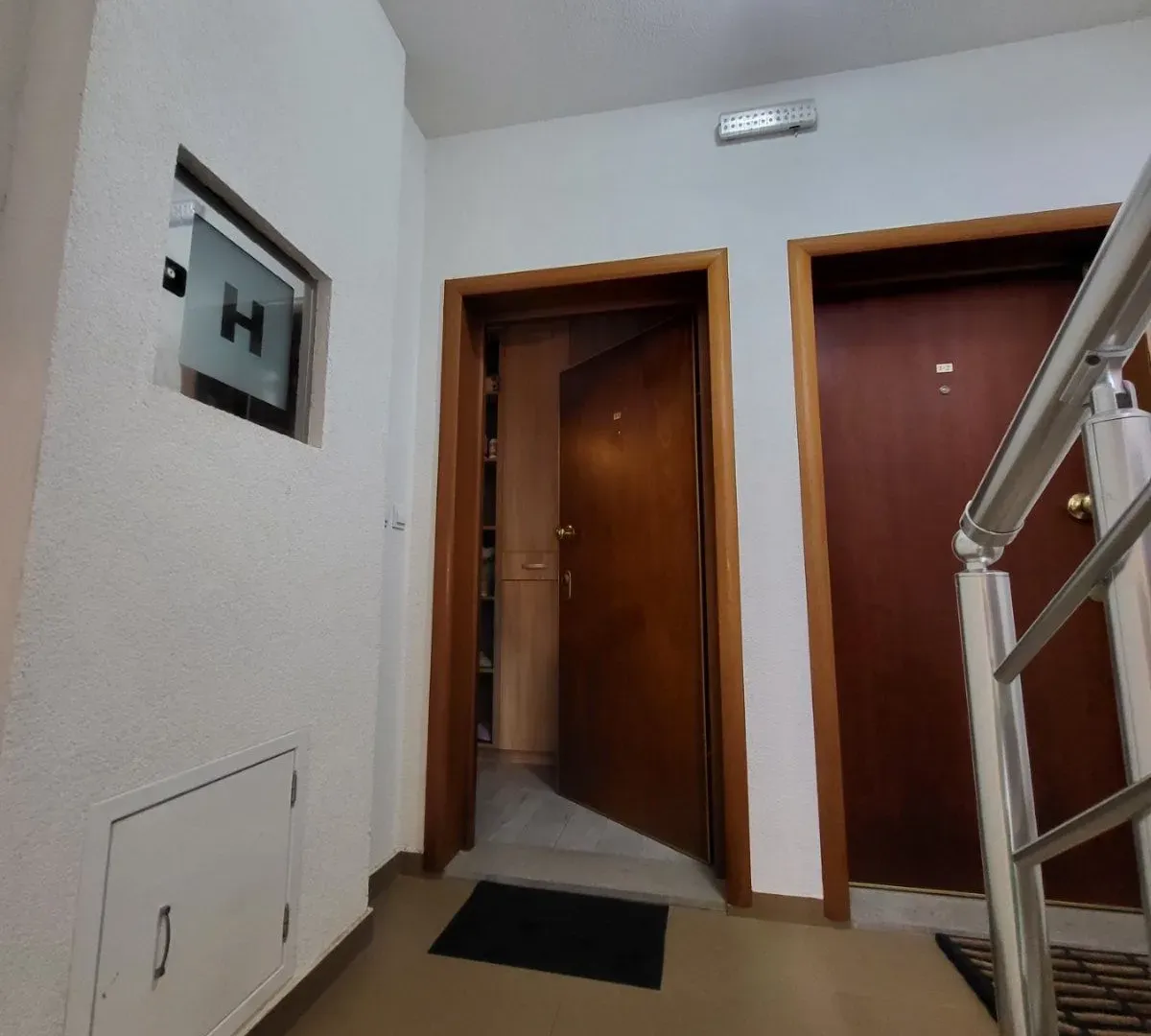 Sale, one bedroom apartment, 114m², Petrovac, Budva