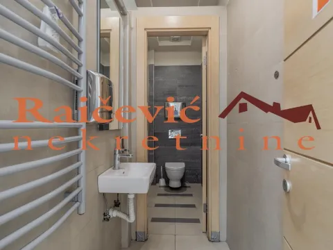 Rent, office space, 183m², Savski Venac, Beograd - image 11