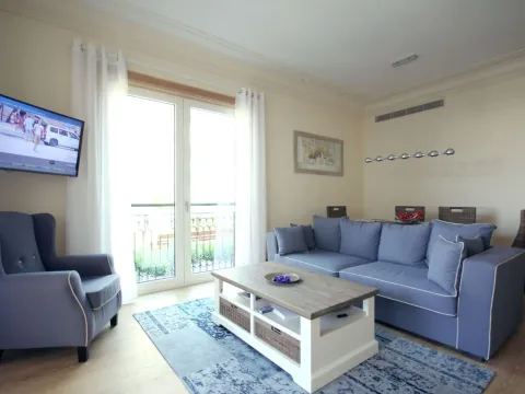 Rent, two bedroom apartment, 116m², Porto Montenegro, Tivat - image 4