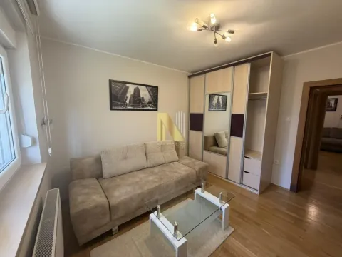Izdavanje, četvorosoban stan, 86m², Veternička rampa, Novi Sad Sve Podlokacije - image 7