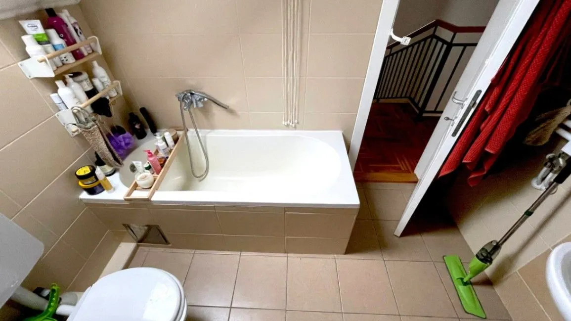 Prodaja, četvorosoban stan, 66m², Petrovaradin, Novi Sad