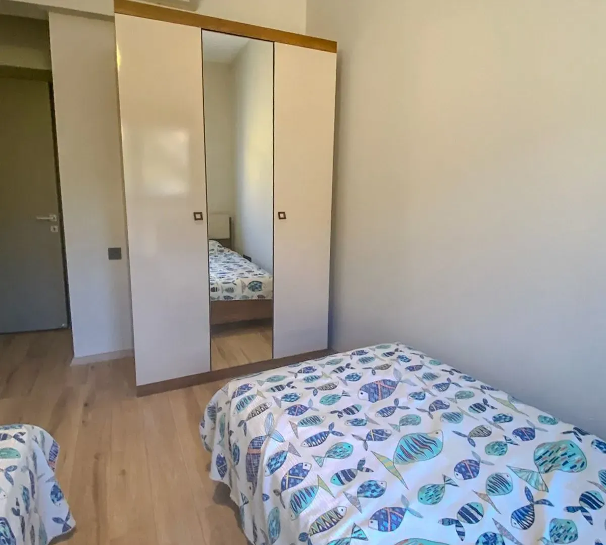 Izdavanje, stan, 120m², Topla, Herceg Novi