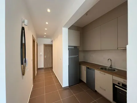 Izdavanje, dvosoban stan, 58m², Stari Aerodrom, Podgorica - image 5