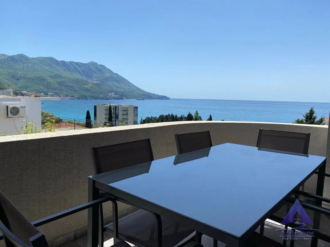 Rent, three bedroom apartment, 115m², Bečići, Budva