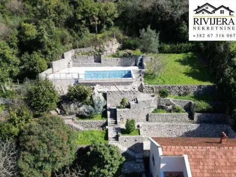 Sale, house, 245m², Lepetani, Tivat - image 8