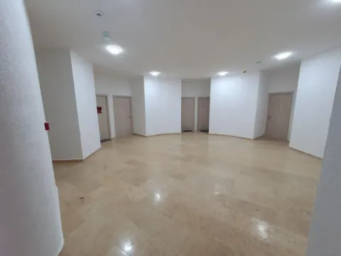 Rent, studio apartment, 36m², Sutomore, Bar - image 5