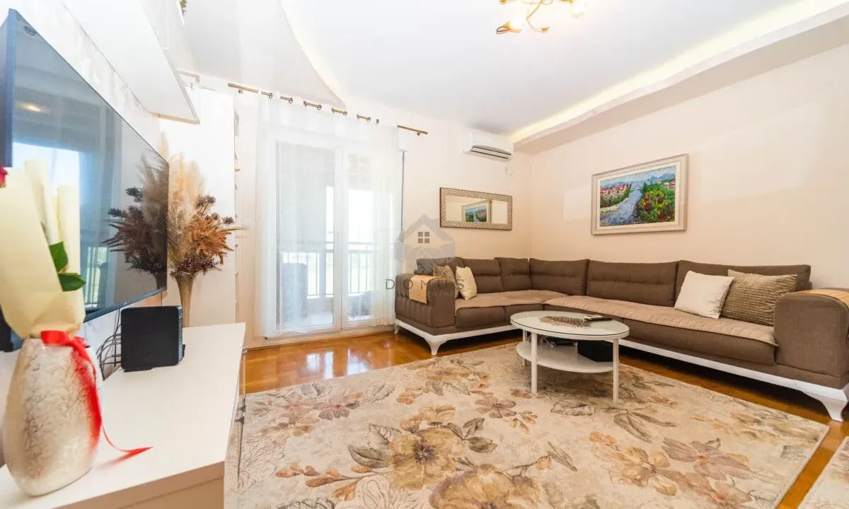 Sale, two bedroom apartment, 70m², Stari Aerodrom, Podgorica