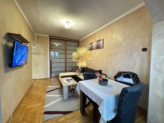 Izdavanje, jednosoban stan, 40m², Preko Morače, Podgorica