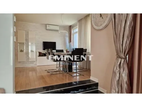 Prodaja, kuća, 345m², Surčin, Beograd - image 7