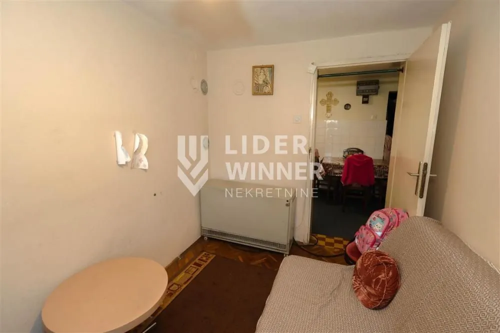Sale, house, 168m², Sremčica, Beograd