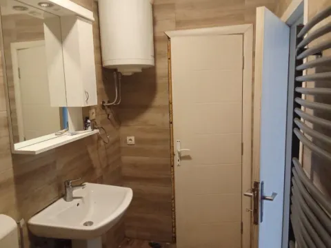 Rent, three bedroom apartment, 58m², Kalenić Pijaca, Vračar Sve Podlokacije - image 11