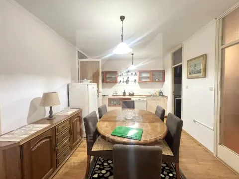 Izdavanje, dvosoban stan, 80m², Zabjelo, Podgorica - image 6