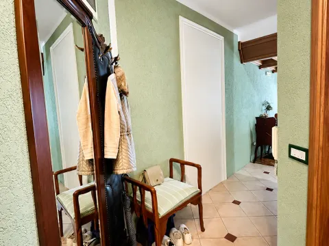 Prodaja, garsonjera, 36m², Centar, Bar - image 3