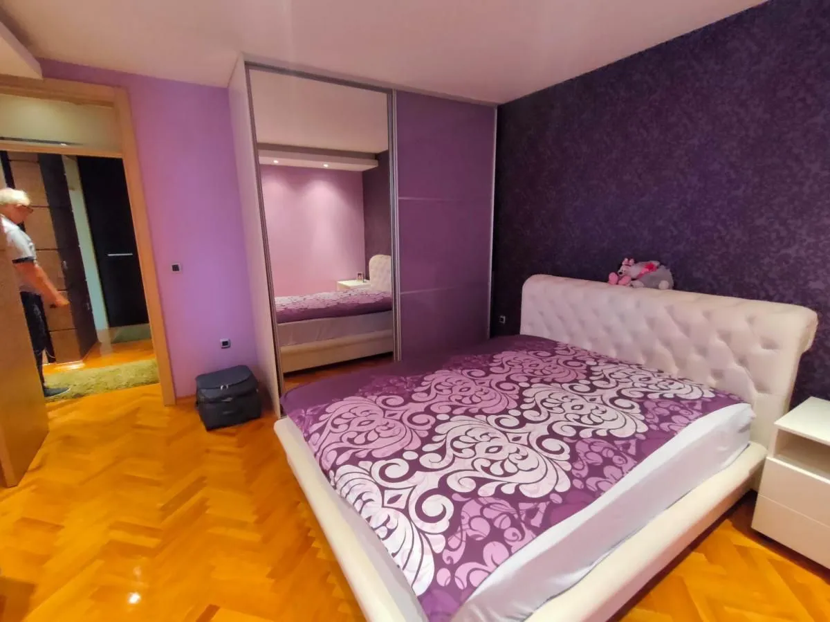 Izdavanje, trosoban stan, 103m², Spens, Novi Sad Sve Podlokacije