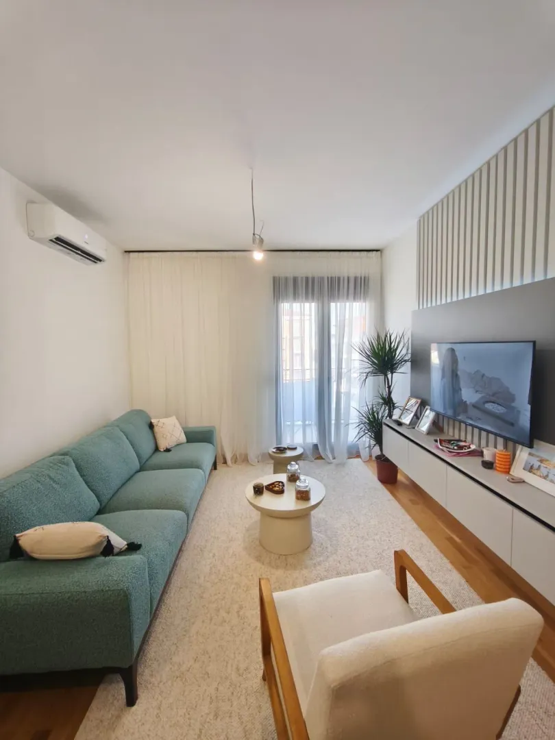 Prodaja, jednosoban stan, 42m², Tološi, Podgorica