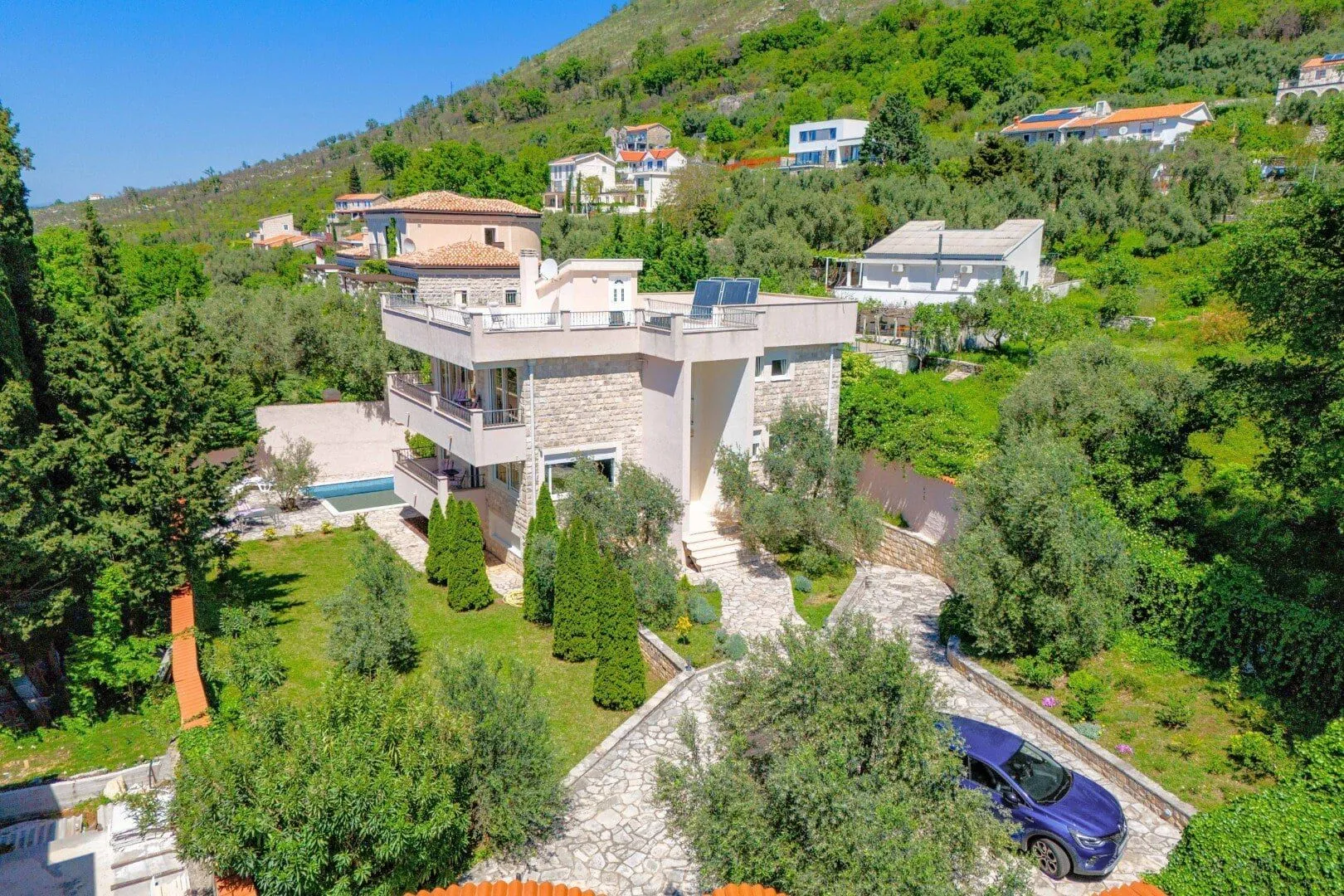 Sale, house, 251m², Katun Reževići, Budva