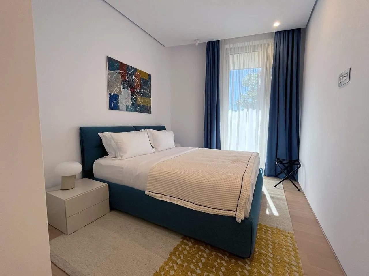 Sale, three bedroom apartment, 200m², Dukley Gardens, Budva