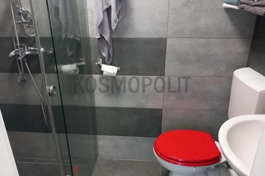 Prodaja, četvorosoban stan, 93m², Zvezdara Sve Podlokacije, Beograd