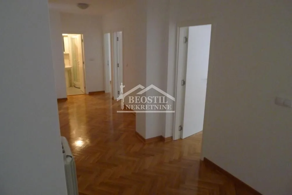 Sale, apartment, 123m², Crveni Krst, Beograd