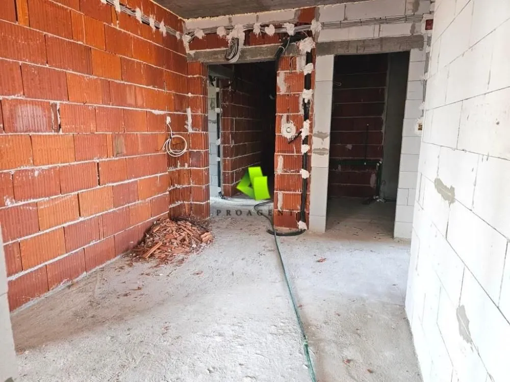 Prodaja, trosoban stan, 88m², Medijana, Niš