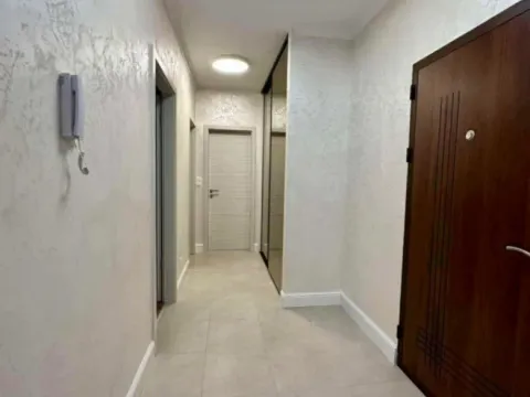 Izdavanje, dvosoban stan, 74m², Ljubović, Podgorica - image 12