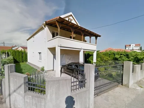 Prodaja, kuća, 200m², Zabjelo, Podgorica - image 1