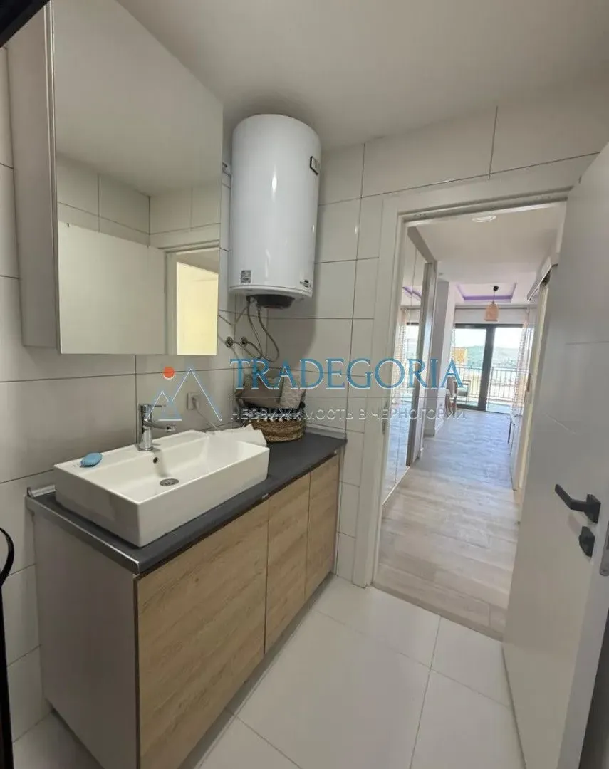 Prodaja, dvosoban stan, 70m², Tivat, Crna Gora